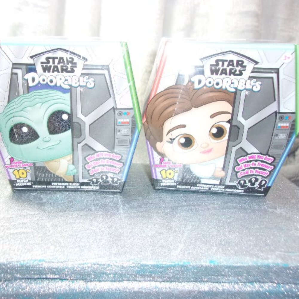 T-128 (NIP) SET OF 2 DISNEY DOORABLES PUFFABLES PLUSH STAR WARS BLIND BOXES